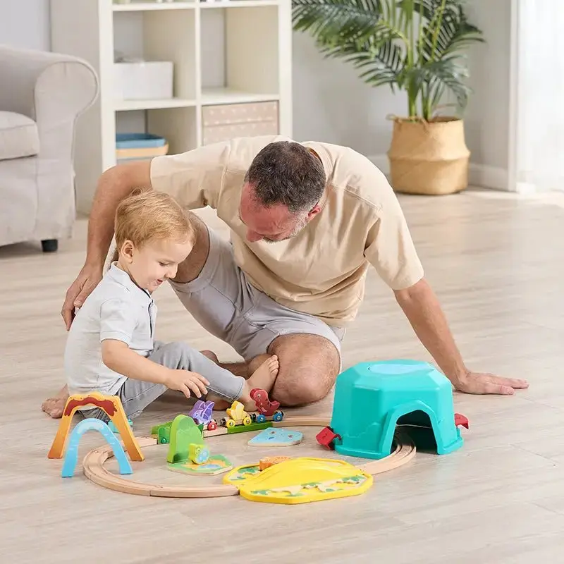 Hape Dinosaur Train Bucket Set - Image 3