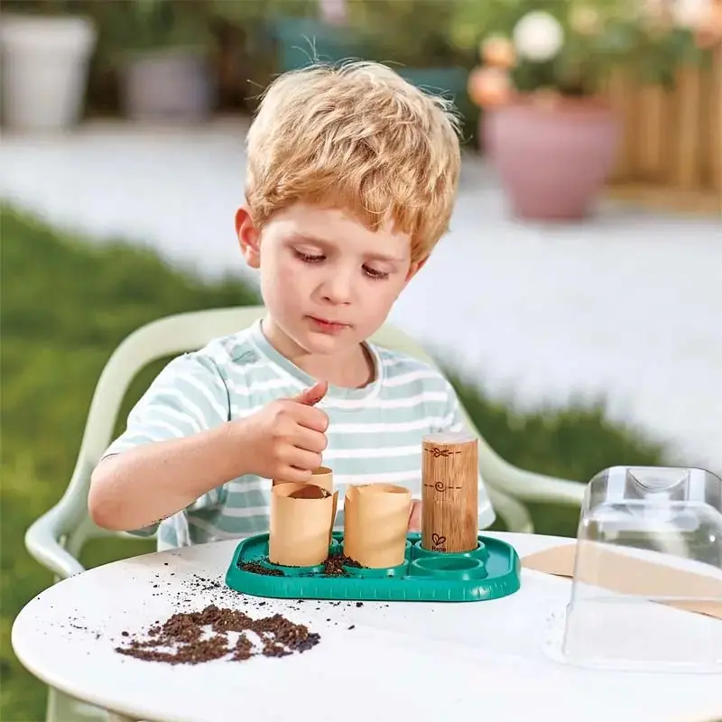Hape Growing Gardeners Greenhouse - Image 4