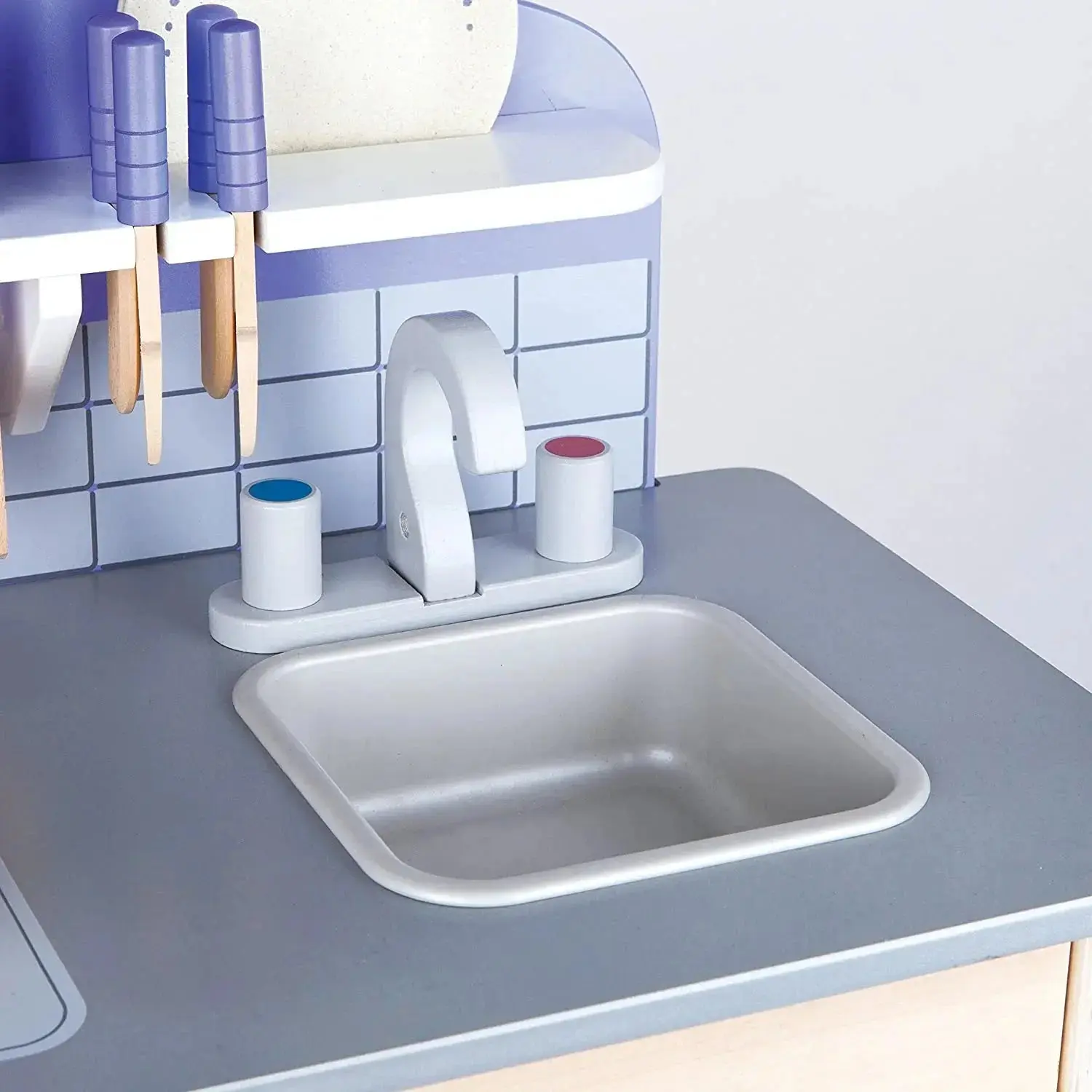 Hape Gourmet Kitchen with Cook - Image 2