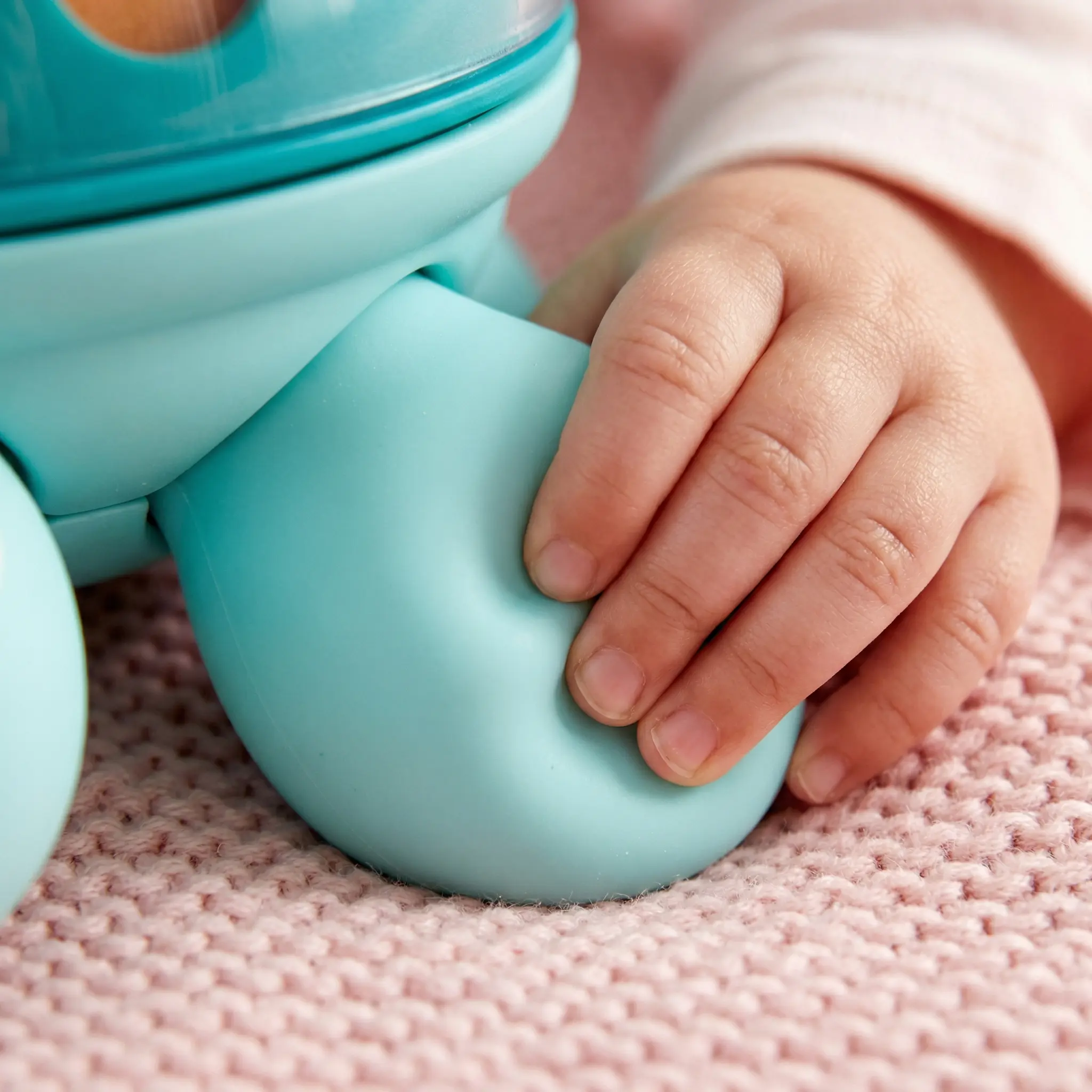 Hape Twist & Tune Turtle - Image 7
