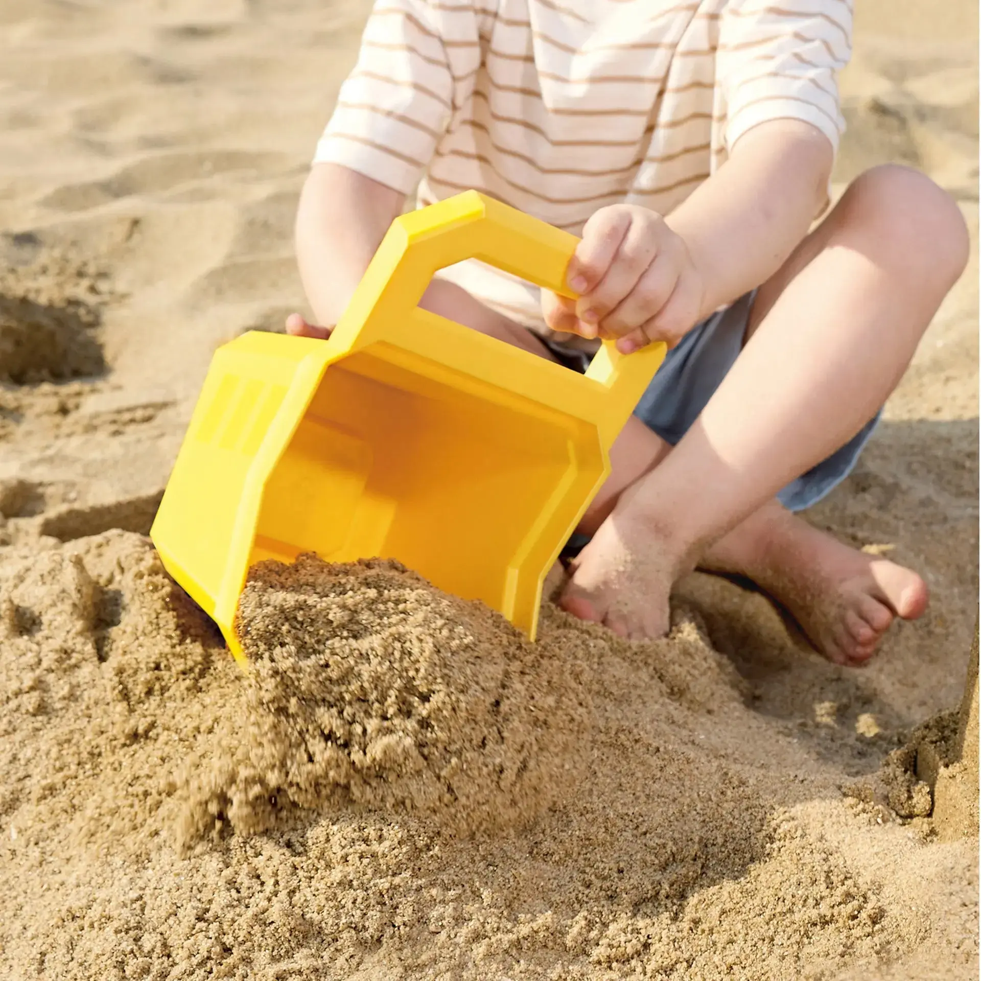 Hape Sand Construction Playset - Image 4