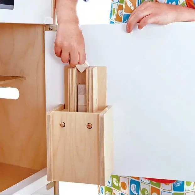 Hape Gourmet Kitchen Wooden Fridge - Image 5